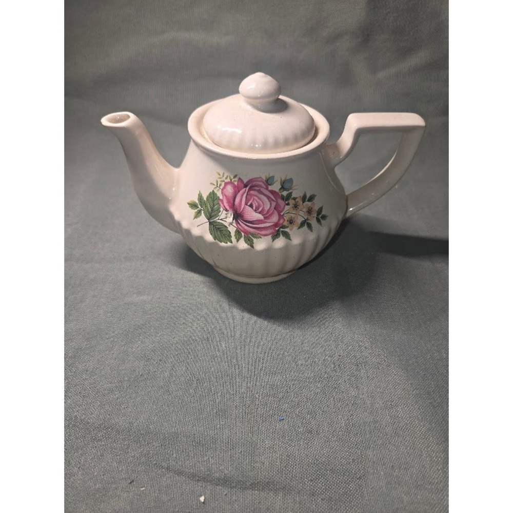 Northland Stoneware Japan Mini Teapot Pink Rose Floral Ribbed Cream 4.5 Inch